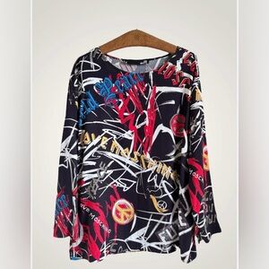 LOVE MOSCHINO Graffiti Top